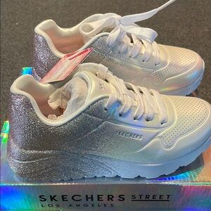 Skechers Glittery White Sneakers